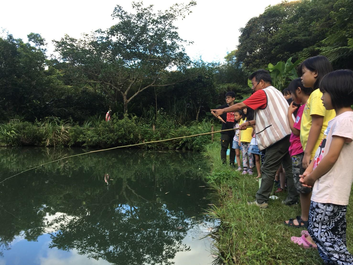 泰雅巴萊部落村